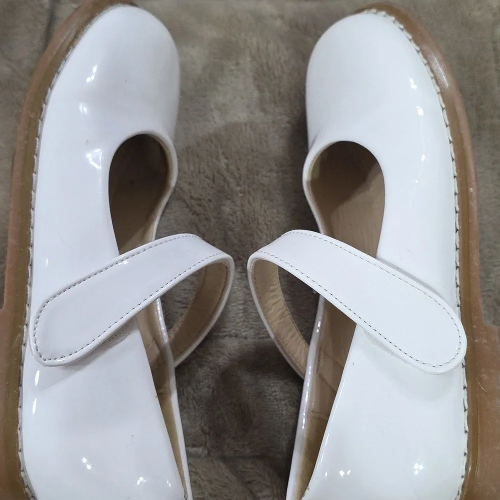 Girl's White Faux Patent Leather Mary Jane Shoes Hook/Loop Easter Sz 30/11.5 EUC